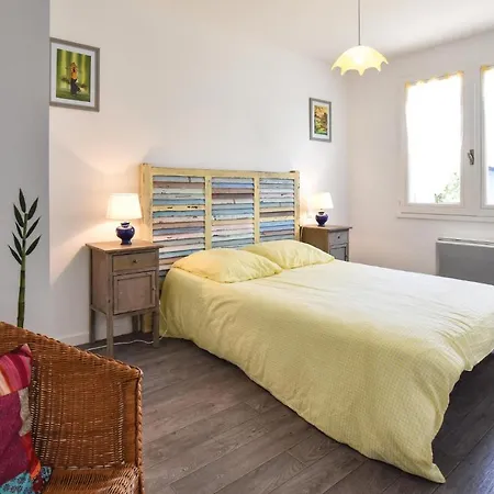Stunning In St. Palais Sur Mer W/ 2 Bedrooms * Saint-Palais-sur-Mer
